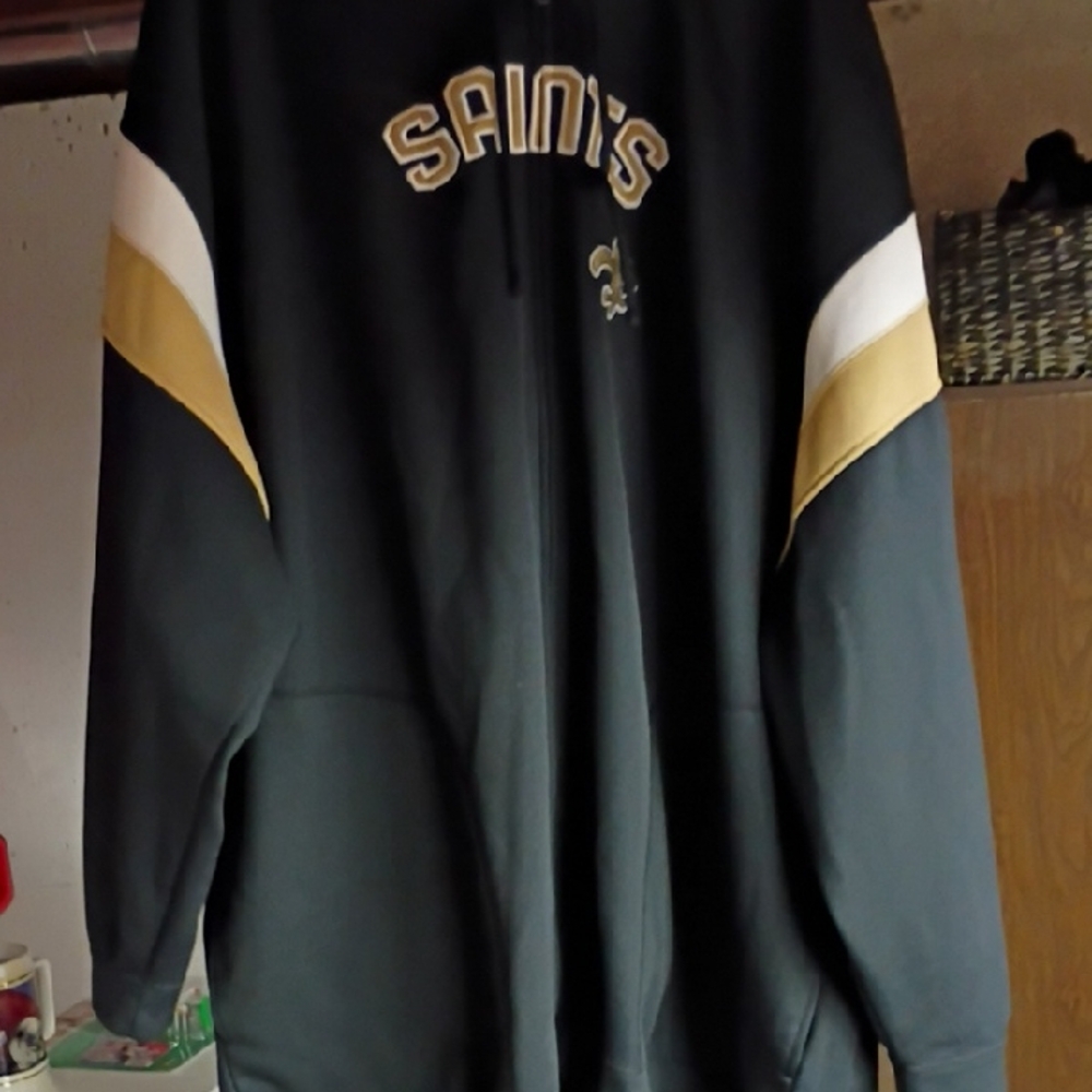 Reebok Black and Gold Men's Lightweight Jacket